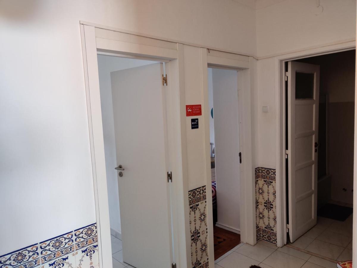 Vasco Santana Guesthouse Odivelas  Esterno foto