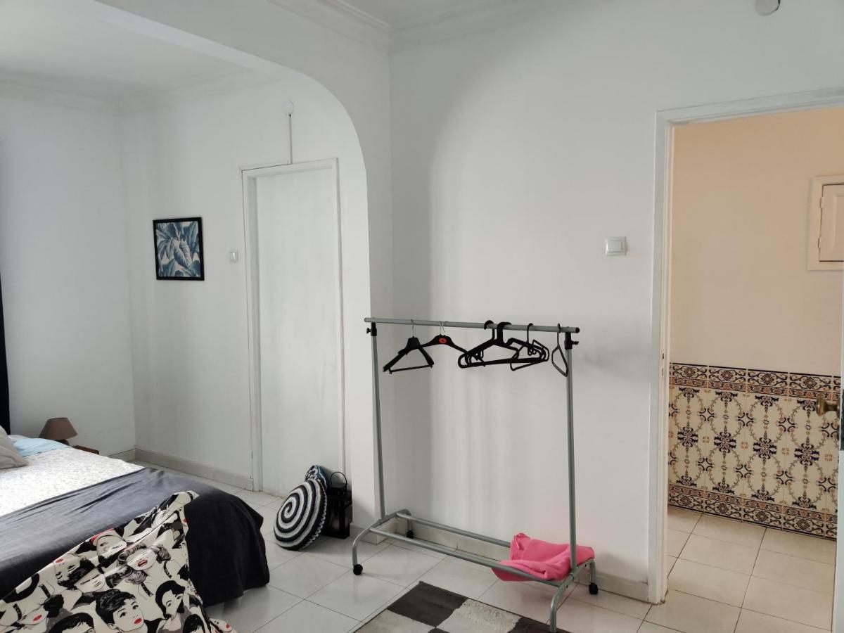 Vasco Santana Guesthouse Odivelas  Esterno foto