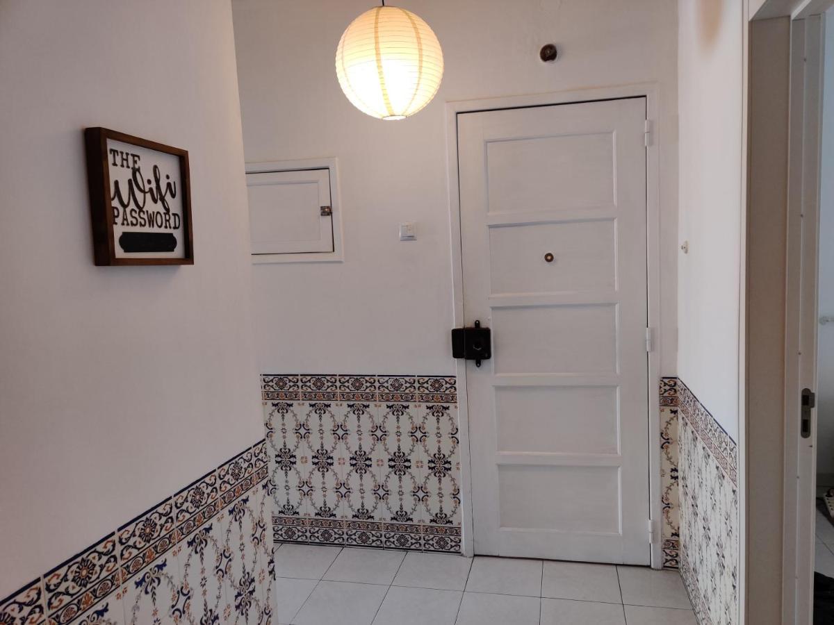 Vasco Santana Guesthouse Odivelas  Esterno foto