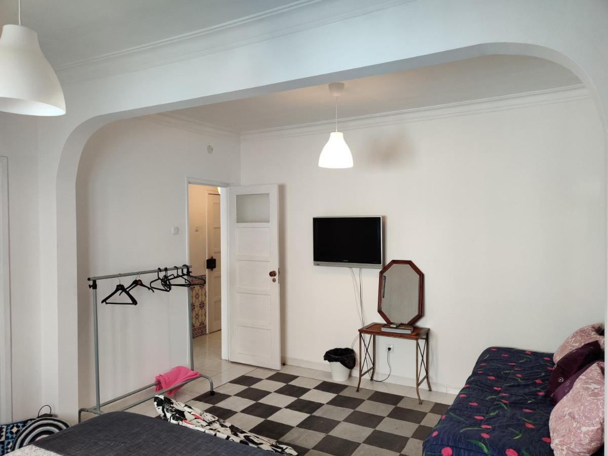 Vasco Santana Guesthouse Odivelas  Esterno foto