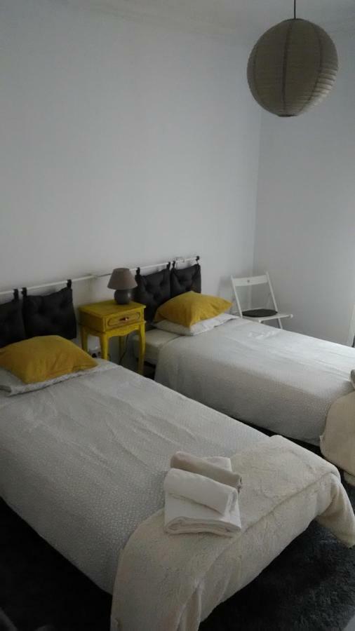 Vasco Santana Guesthouse Odivelas  Esterno foto
